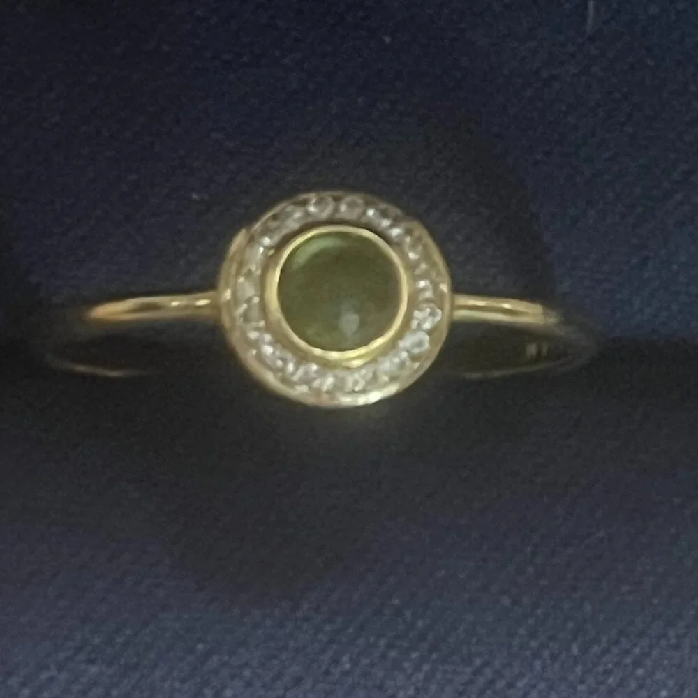 Ippolita Gold Ring with Light Green Stone - Picture 2 of 4
